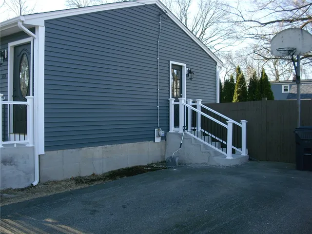 $465,000 | 68 Alfred Street, Warwick, RI 02889