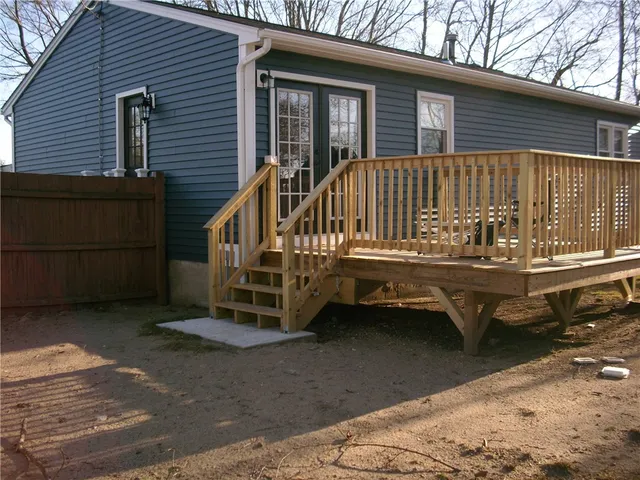 $465,000 | 68 Alfred Street, Warwick, RI 02889