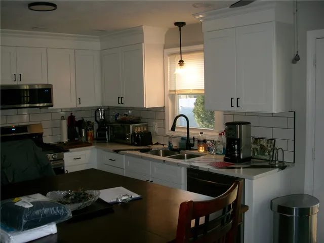 $465,000 | 68 Alfred Street, Warwick, RI 02889