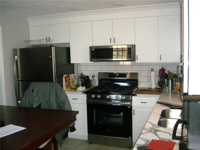 $465,000 | 68 Alfred Street, Warwick, RI 02889