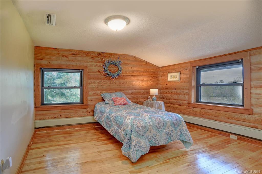 1174 Alexander Road Leicester, NC 28748 - Photo 31 of 45 Gallery Image 31