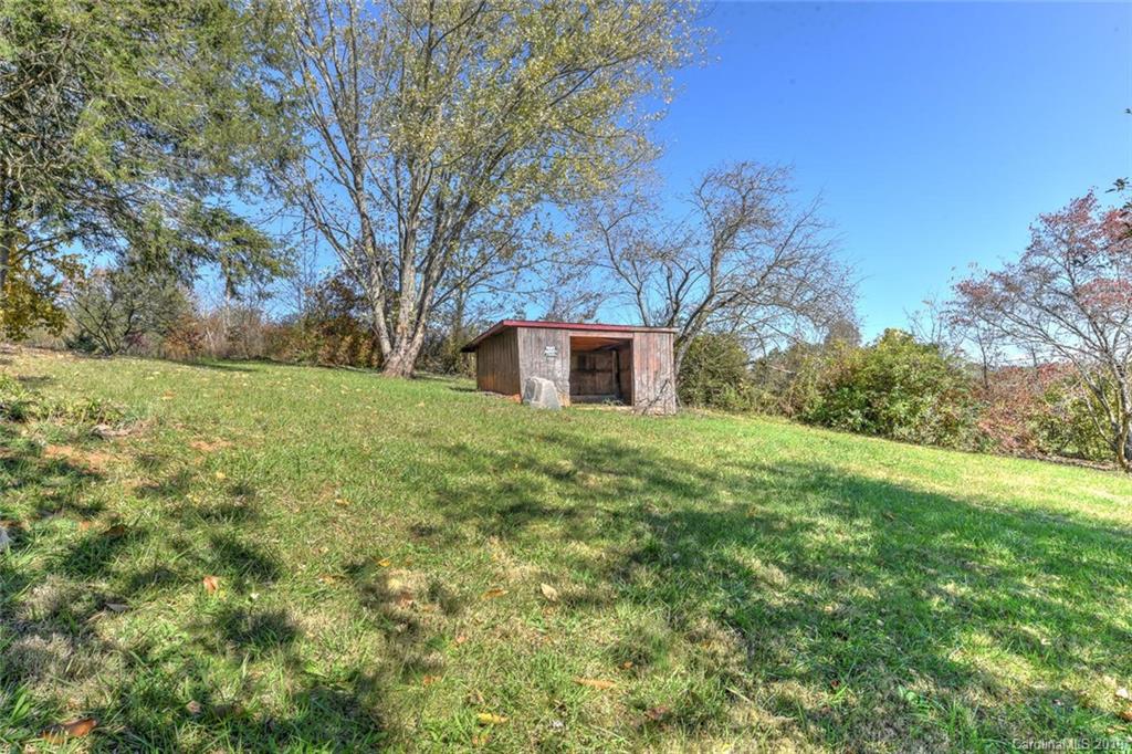 1174 Alexander Road Leicester, NC 28748 - Photo 35 of 45 Gallery Image 35