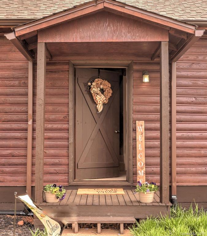 1174 Alexander Road Leicester, NC 28748 - Photo 7 of 45 Gallery Image 7