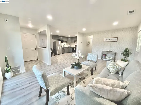 $769,000 | 93 Shaniko Common, Unit 24, Fremont, CA 94539