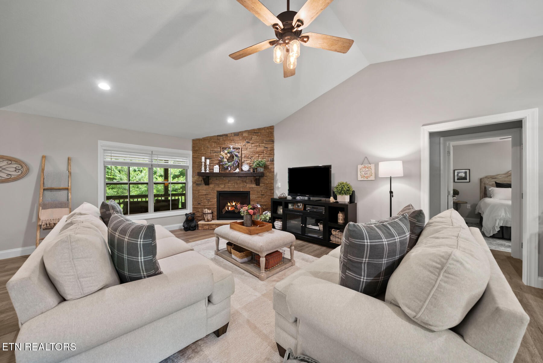 4117 Chica Road Crossville, TN 38572 - Photo 5 of 60