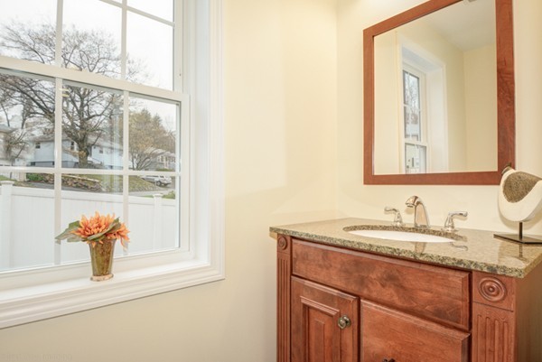 23 Kenberma Road Worcester, MA 01604 - Photo 18 of 28 Gallery Image 18