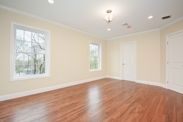 23 Kenberma Road Worcester, MA 01604 - Photo 21 of 28 Gallery Image 21