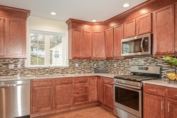 23 Kenberma Road Worcester, MA 01604 - Photo 6 of 28 Gallery Image 6