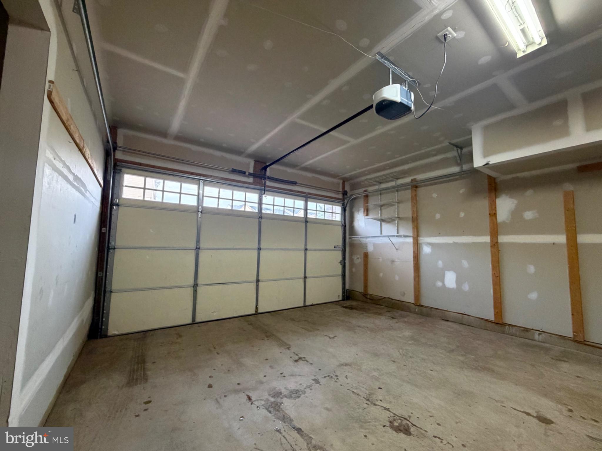 25333 Wakestone Terrace Chantilly, VA 20152 - Photo 98 of 109 Spacious garage with ample potential.