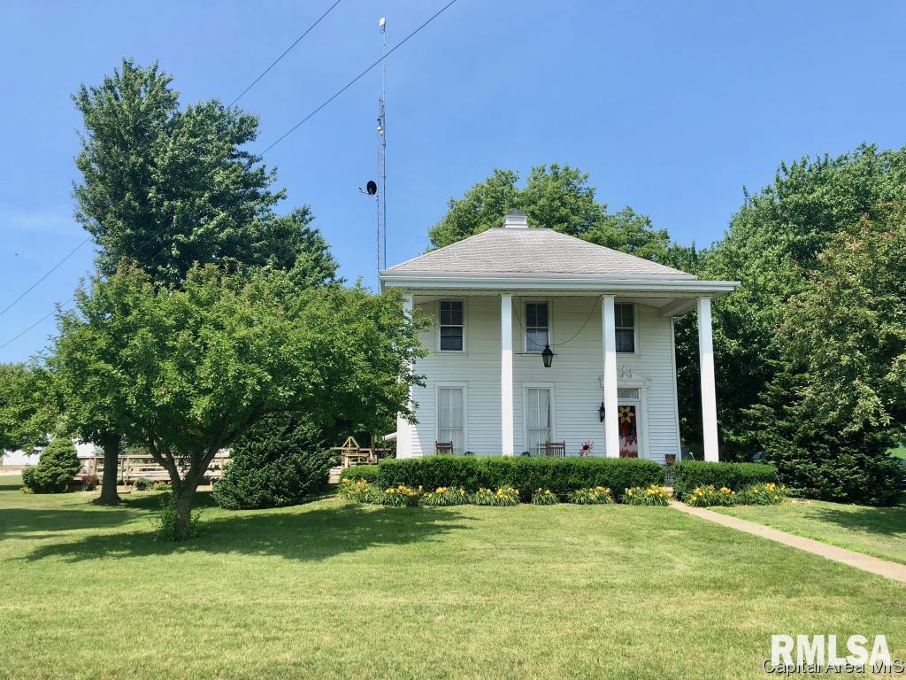 11011 Schone Road Tallula, IL 62688 - Photo 1 of 15 Gallery Image 1