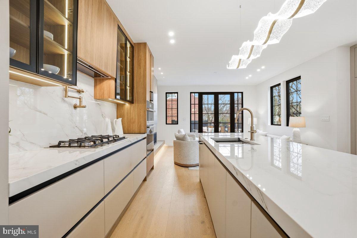 3554 T Street Northwest Washington, DC 20007 - Photo 11 of 54