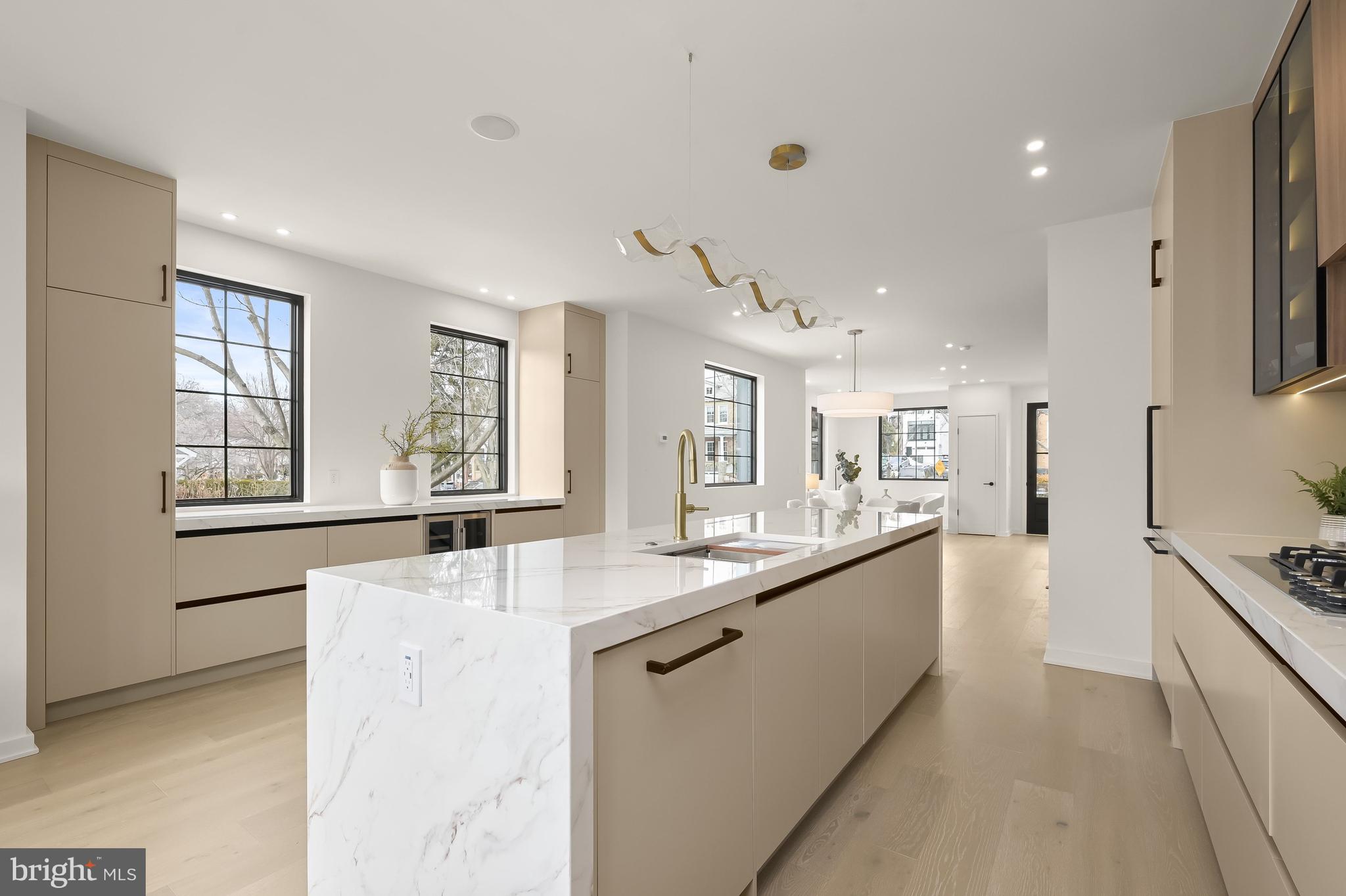 3554 T Street Northwest Washington, DC 20007 - Photo 13 of 54 Pyle audio system on the main floor