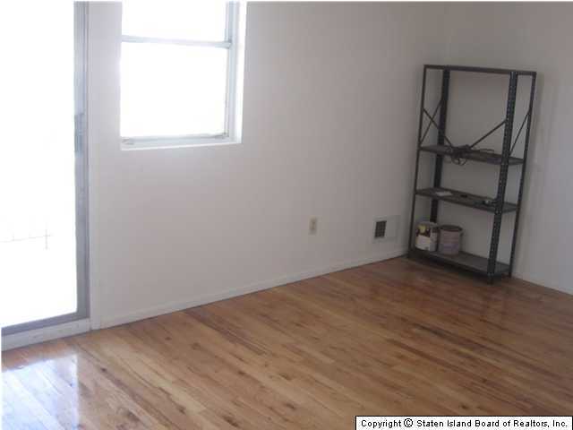 28 Birch Road Staten Island, NY 10303 - Photo 2 of 14 Additional Photo