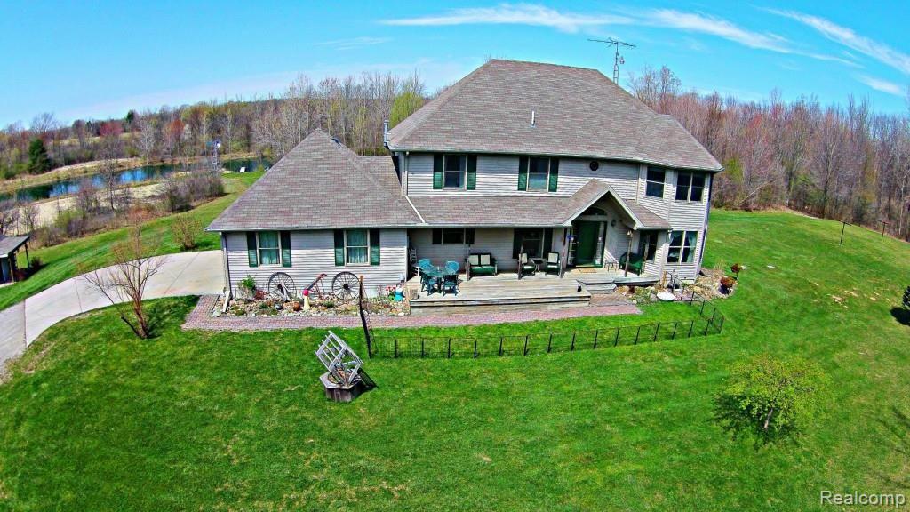 1520 West Reid Road Flint, MI 48507 - Photo 4 of 36