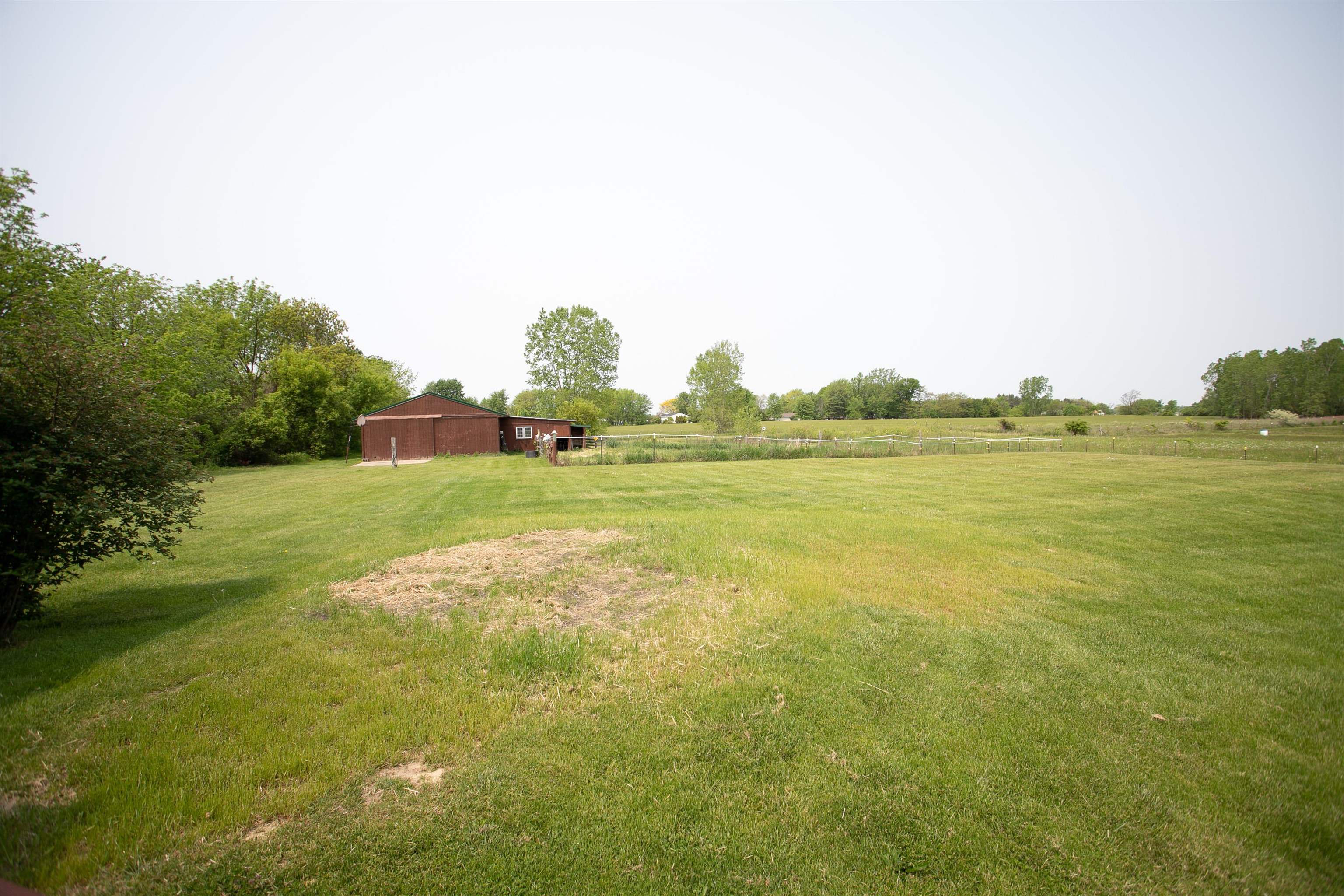 11229 Pittsburg Road Durand, MI 48429 - Photo 52 of 82 50109852-51.JPG
