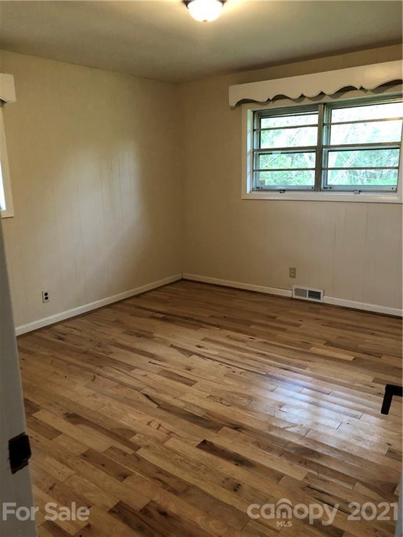 1440 Jupiter Road Alexander, NC 28701 - Photo 15 of 23 Gallery Image 15