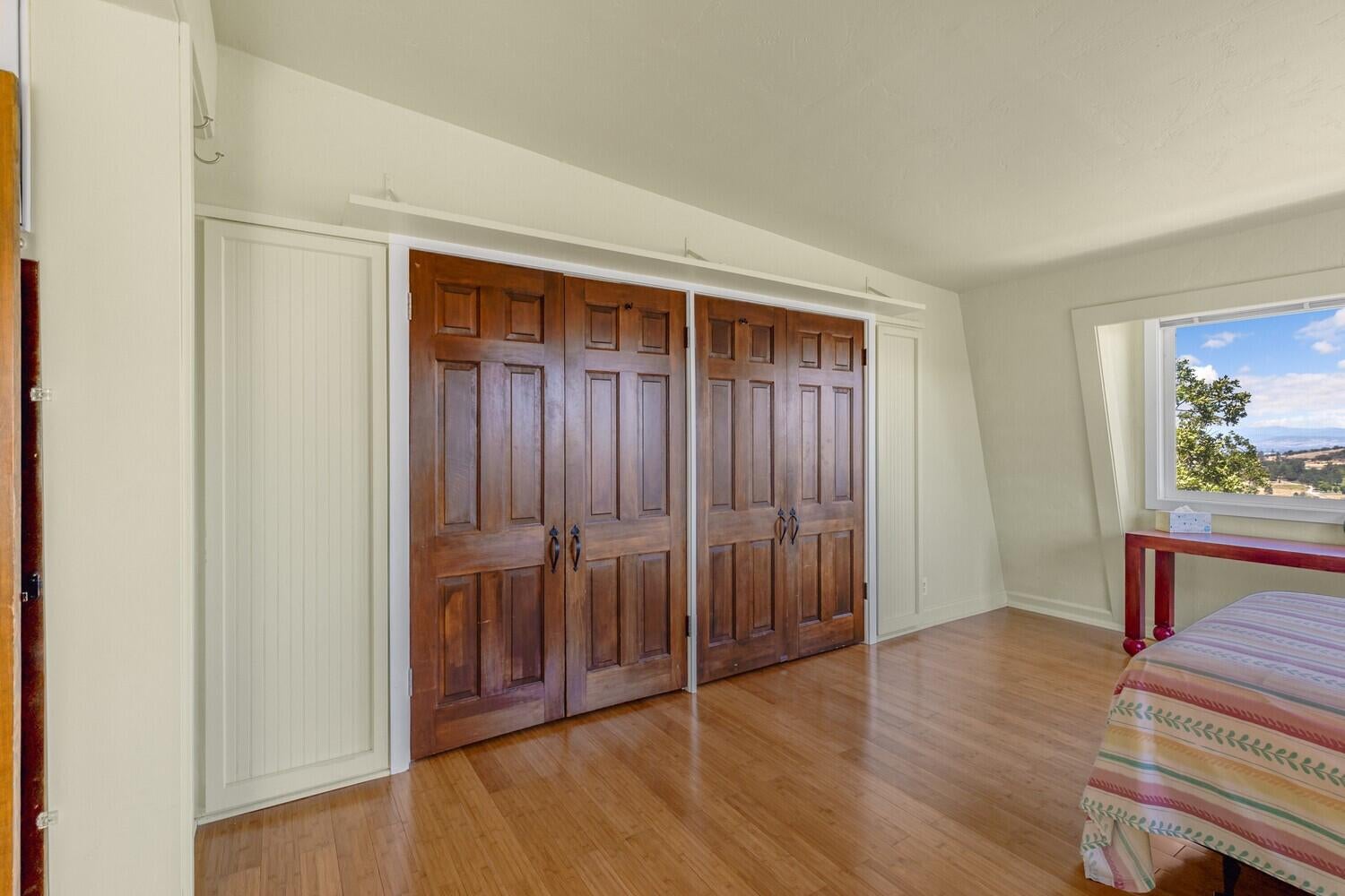 4620 Dark Hollow Road Medford, OR 97501 - Photo 28 of 38 4620 dark hollow primary view to closets