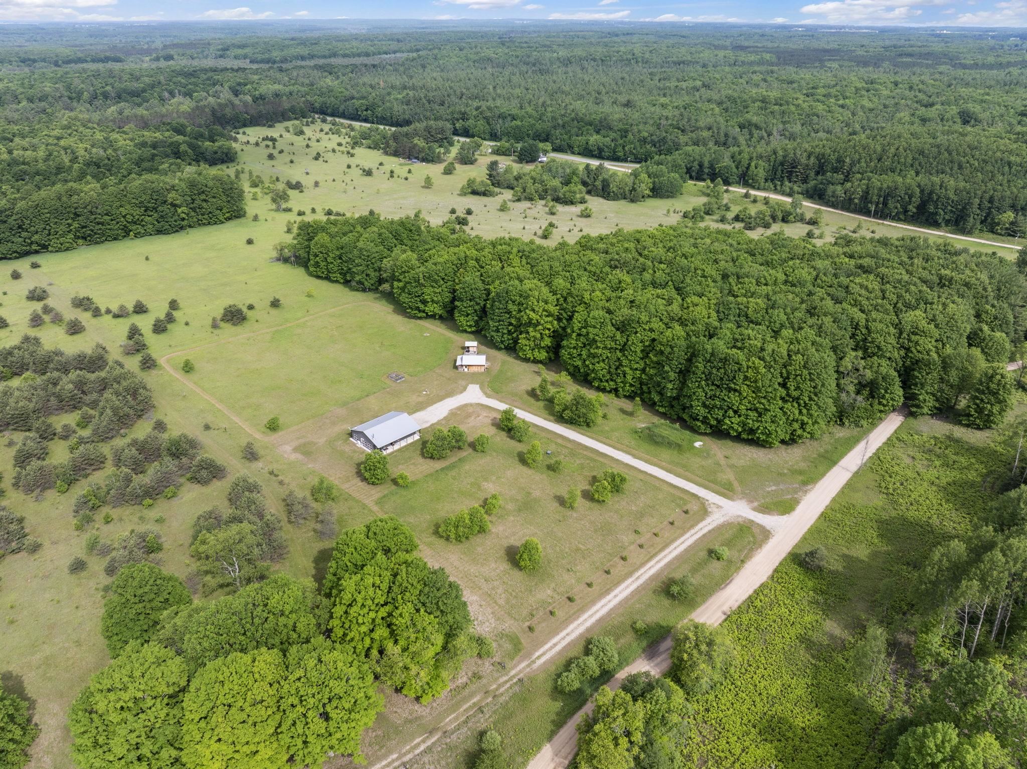10815 North 25 Road Kingsley, MI 49649 - Photo 7 of 62