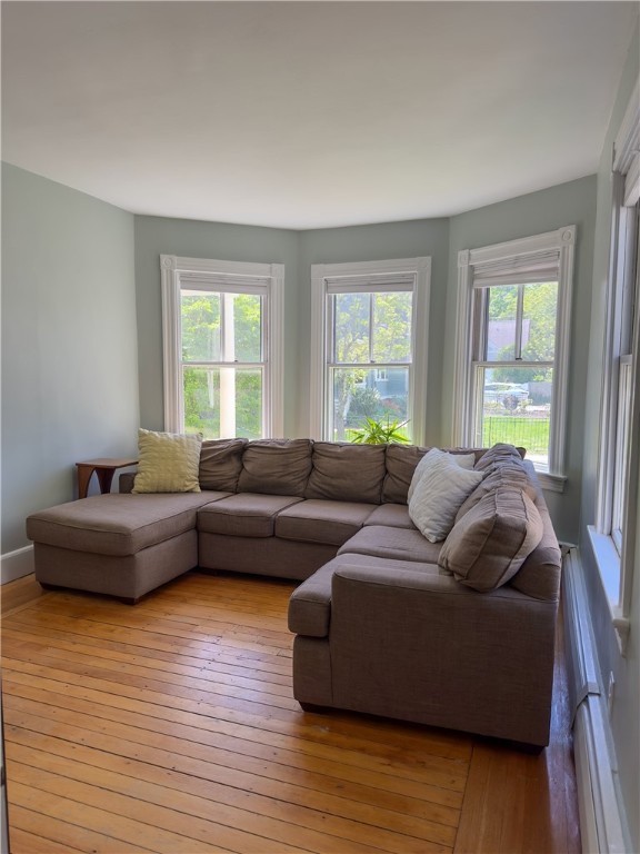 79 Bayside Avenue Warwick, RI 02888 - Photo 12 of 20