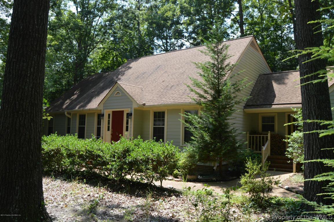 106 Addingtons Williamsburg, VA 23188 - Photo 2 of 27 Gallery Image 2
