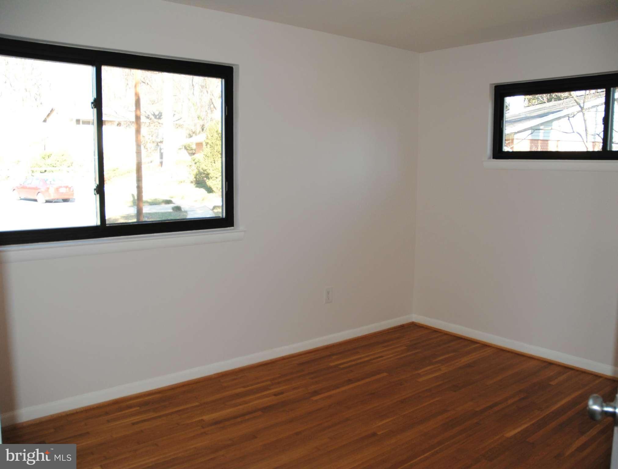 10834 Margate Road Silver Spring, MD 20901 - Photo 11 of 28 Good sized, 2 windows, hardwood floors!