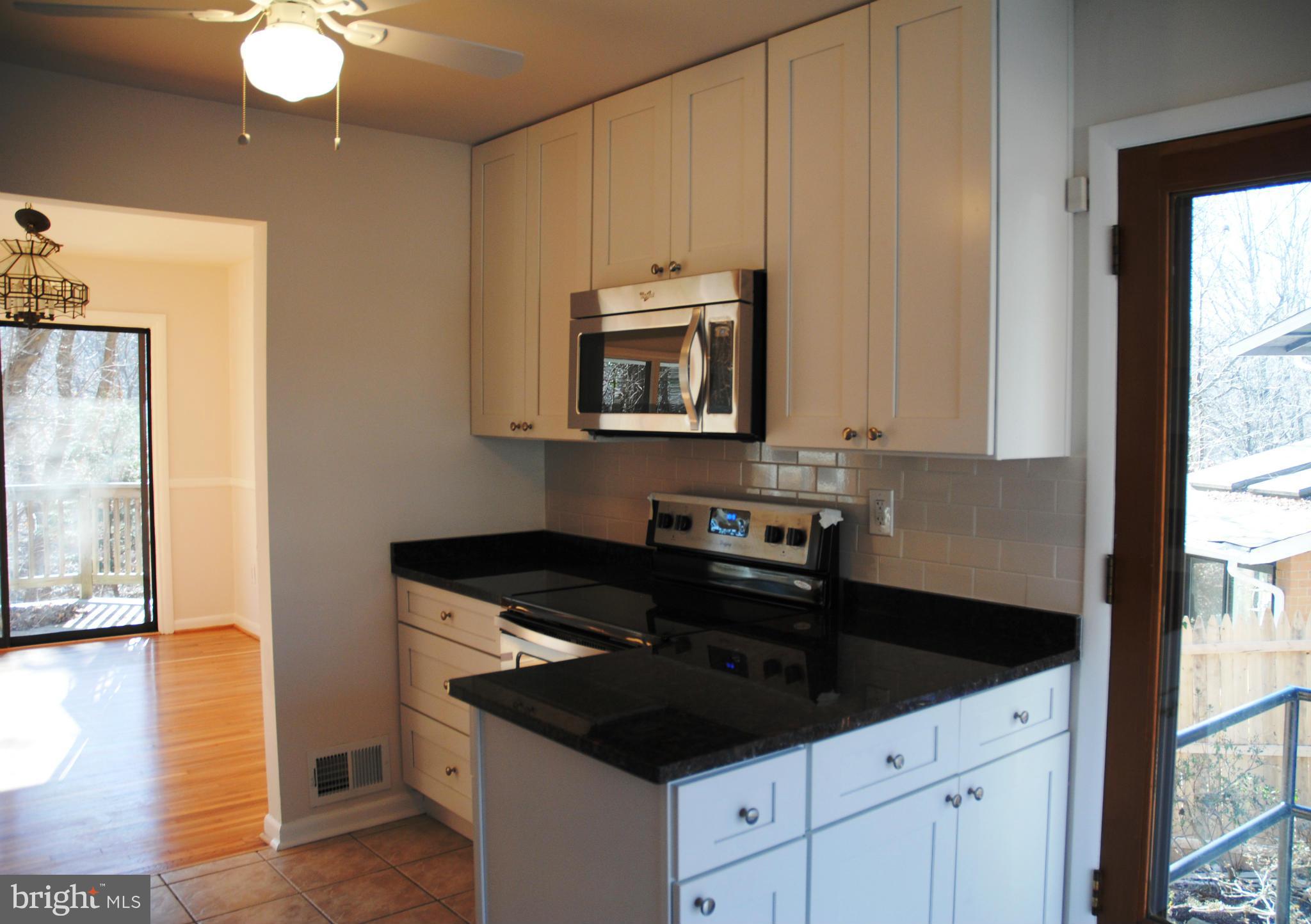 10834 Margate Road Silver Spring, MD 20901 - Photo 7 of 28 Beautiful silestone countertops