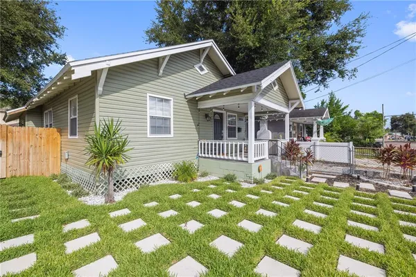$2,000 | 3808 North Tampa Street, Tampa, FL 33603