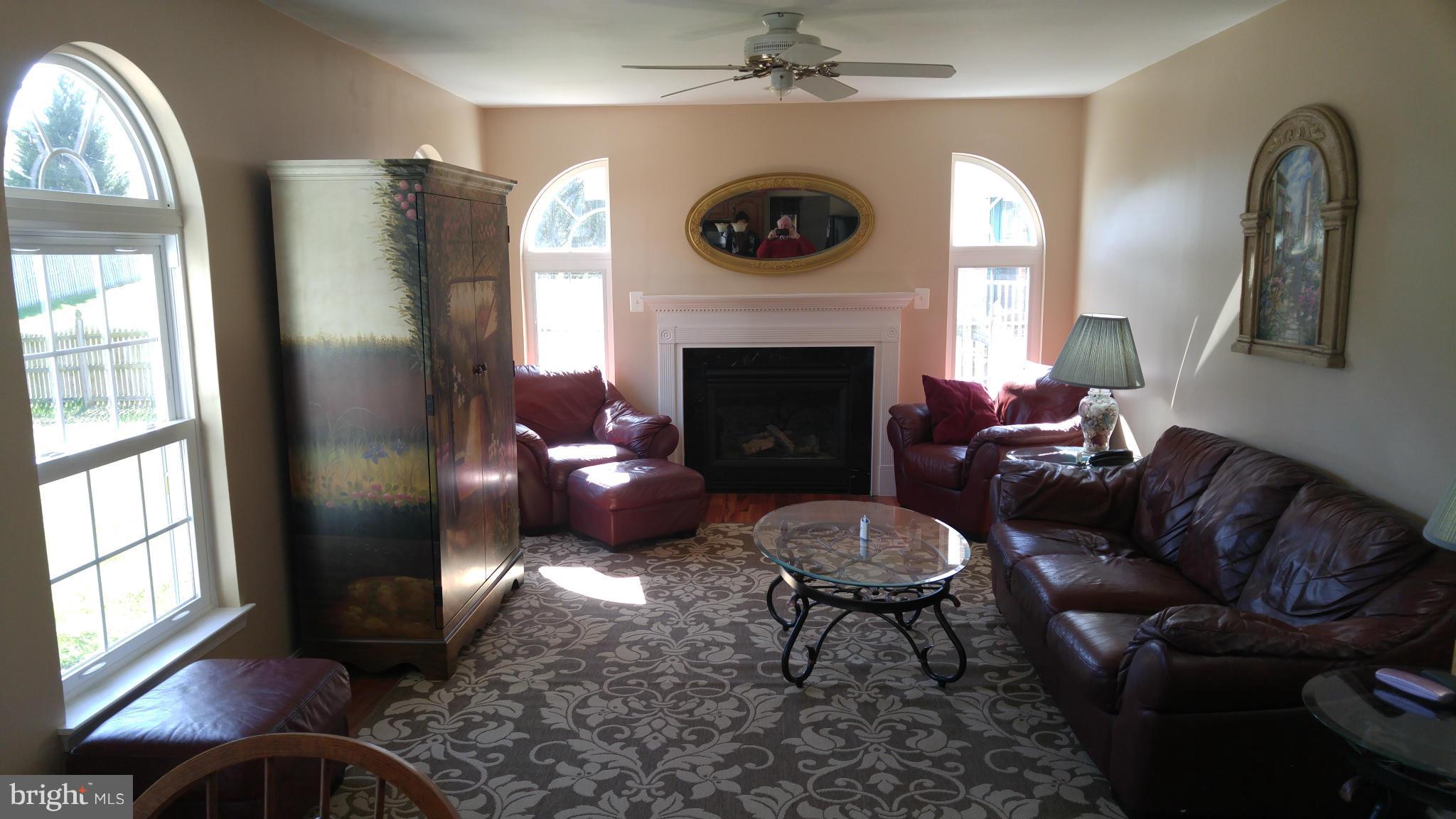 9 Perry Manor Court Perry Hall, MD 21128 - Photo 14 of 30 Family Room