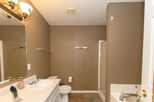 $284,900 | 846 Springwater Road, Kokomo, IN 46902