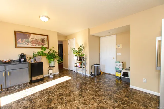 $299,900 | 846 Springwater Road, Kokomo, IN 46902