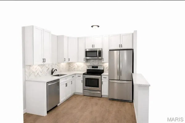 $1,395 | 1911 South 11th Street, Unit B, St. Louis, MO 63104