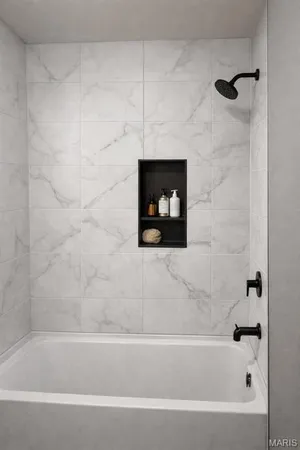 $1,395 | 1911 South 11th Street, Unit B, St. Louis, MO 63104