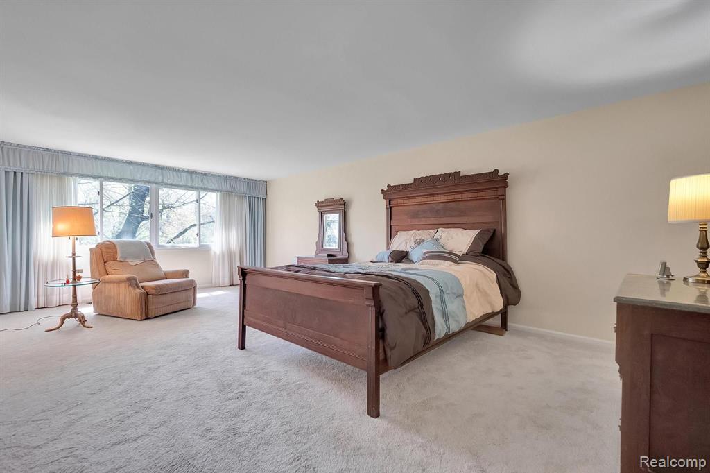 541 Augusta Drive Rochester Hills, MI 48309 - Photo 38 of 74