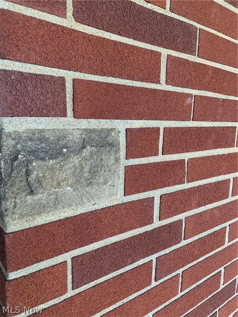 72069 Colerain Road Bridgeport, OH 43912 - Photo 9 of 31 Exterior Brick