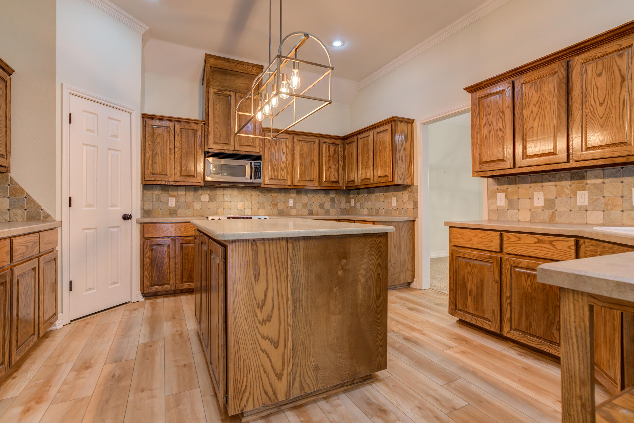 5813 110th Street Lubbock, TX 79424 - Photo 17 of 58 DSC07448_49_50_51_52