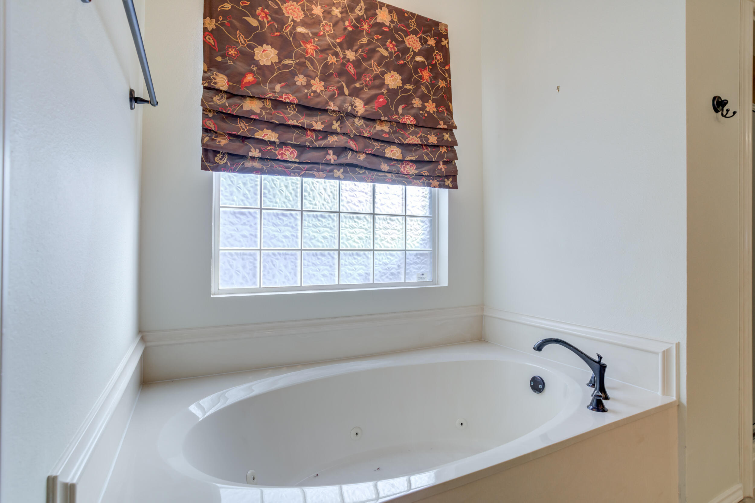 5813 110th Street Lubbock, TX 79424 - Photo 33 of 58 DSC07538_39_40_41_42