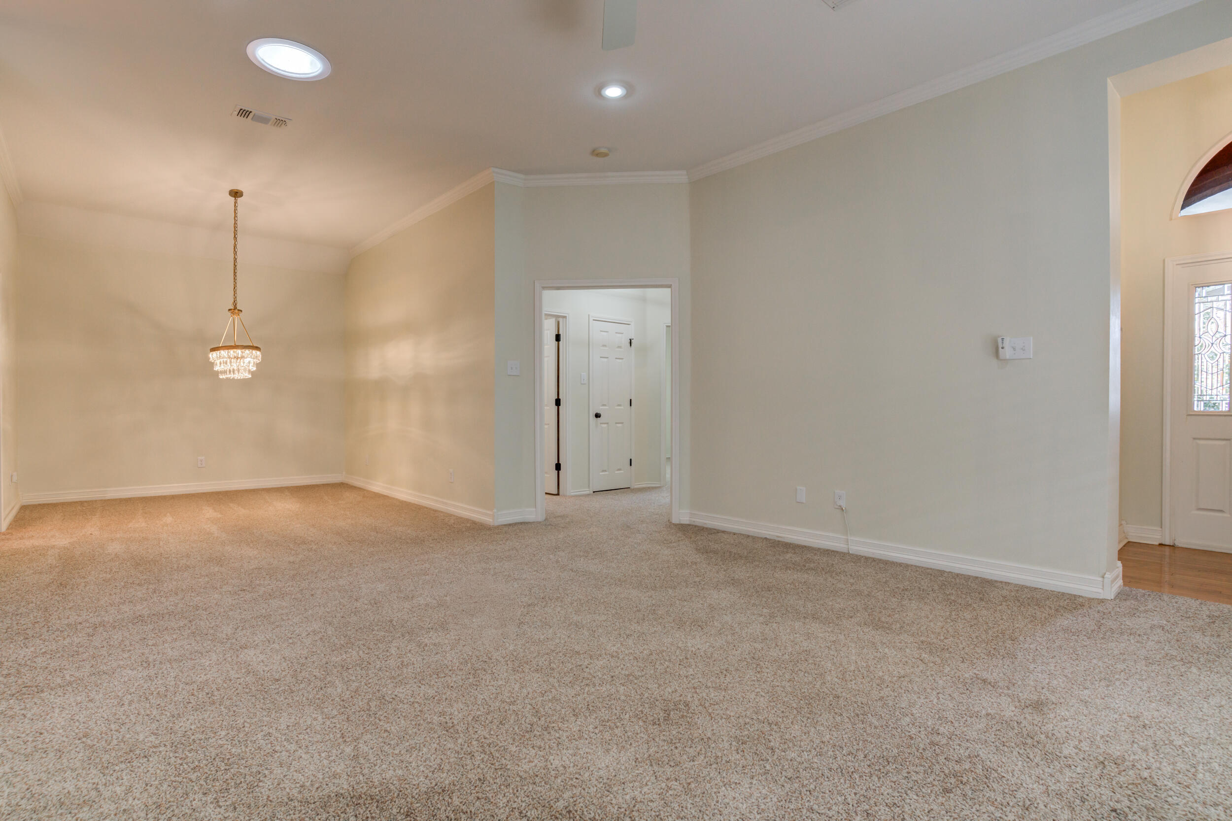 5813 110th Street Lubbock, TX 79424 - Photo 6 of 58 DSC07393_4_5_6_7