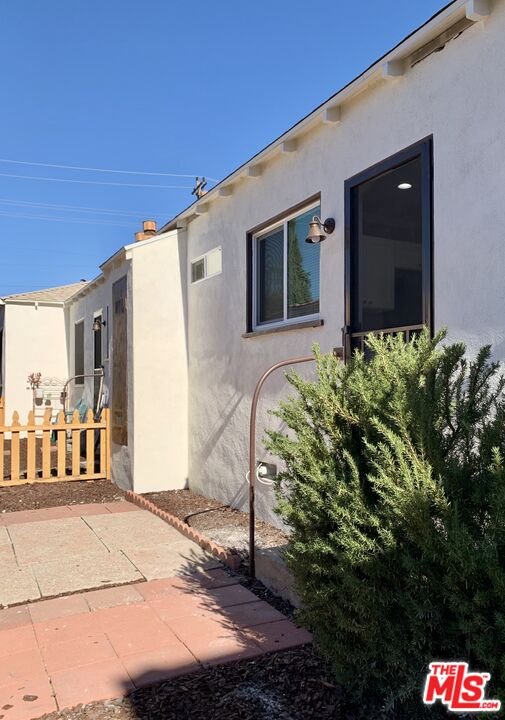 604 East Windsor Road, Unit C Glendale, CA 91205 - Photo 20 of 22