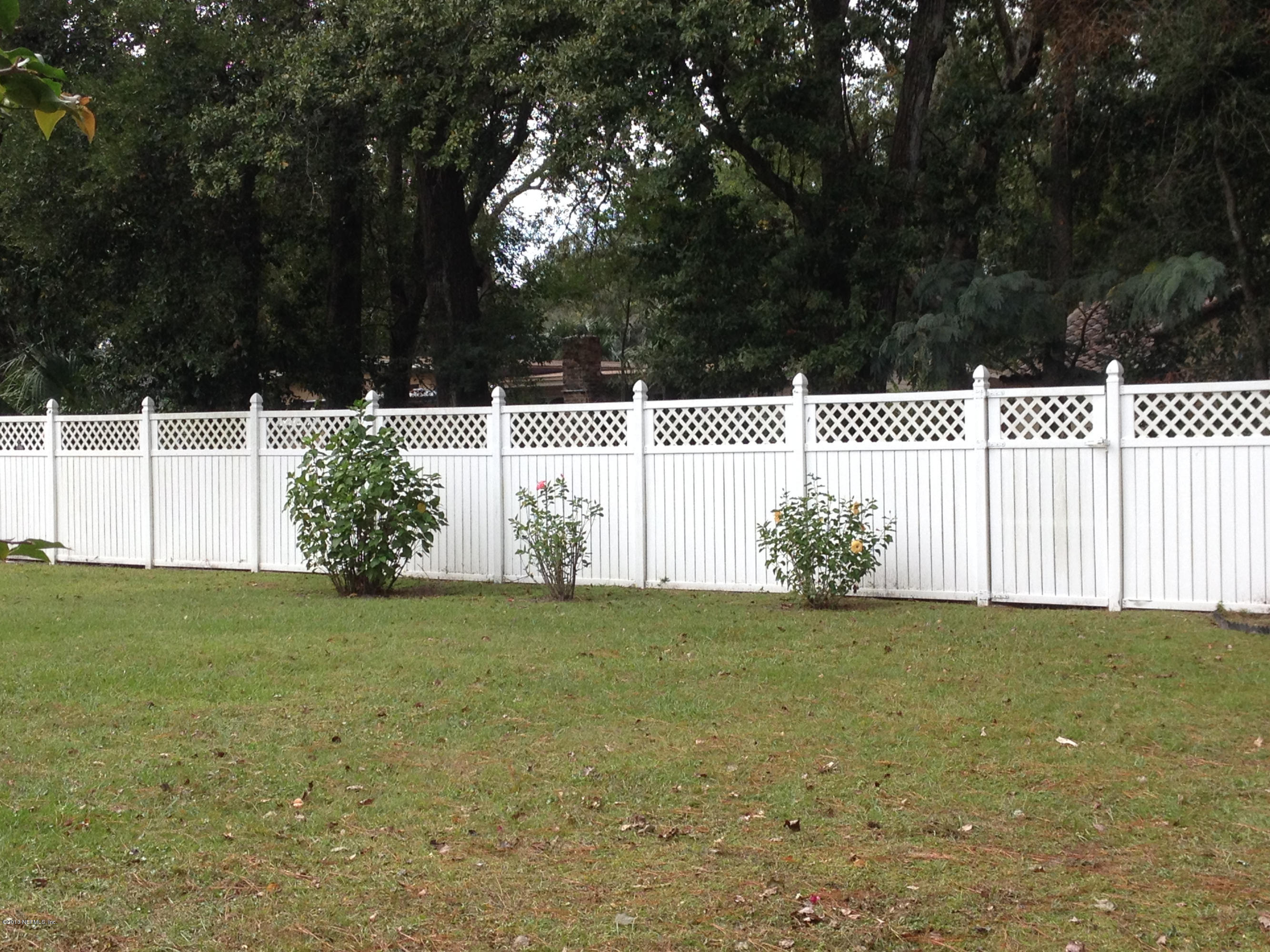 7236 Coligny Road Jacksonville, FL 32217 - Photo 43 of 45 a view of a backyard