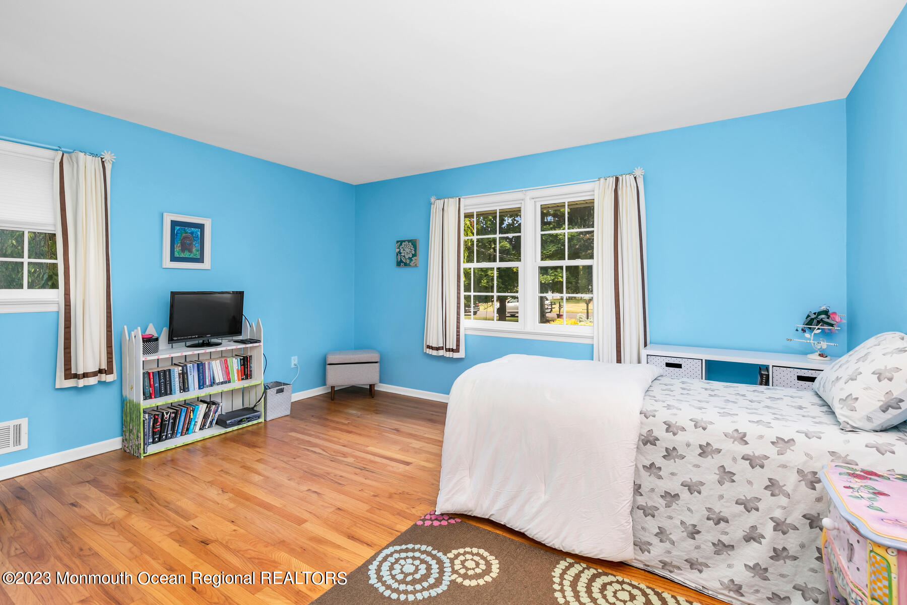 40 Woodhollow Road Colts Neck, NJ 07722 - Photo 30 of 57 1F8A7157-033-039-1800x1200
