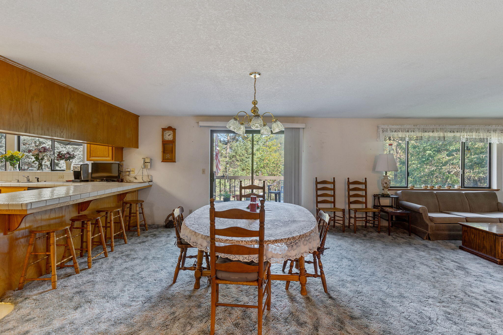 6335 Donaldson Road Grants Pass, OR 97526 - Photo 7 of 35 18-web-or-mls-6335-donaldson-rd