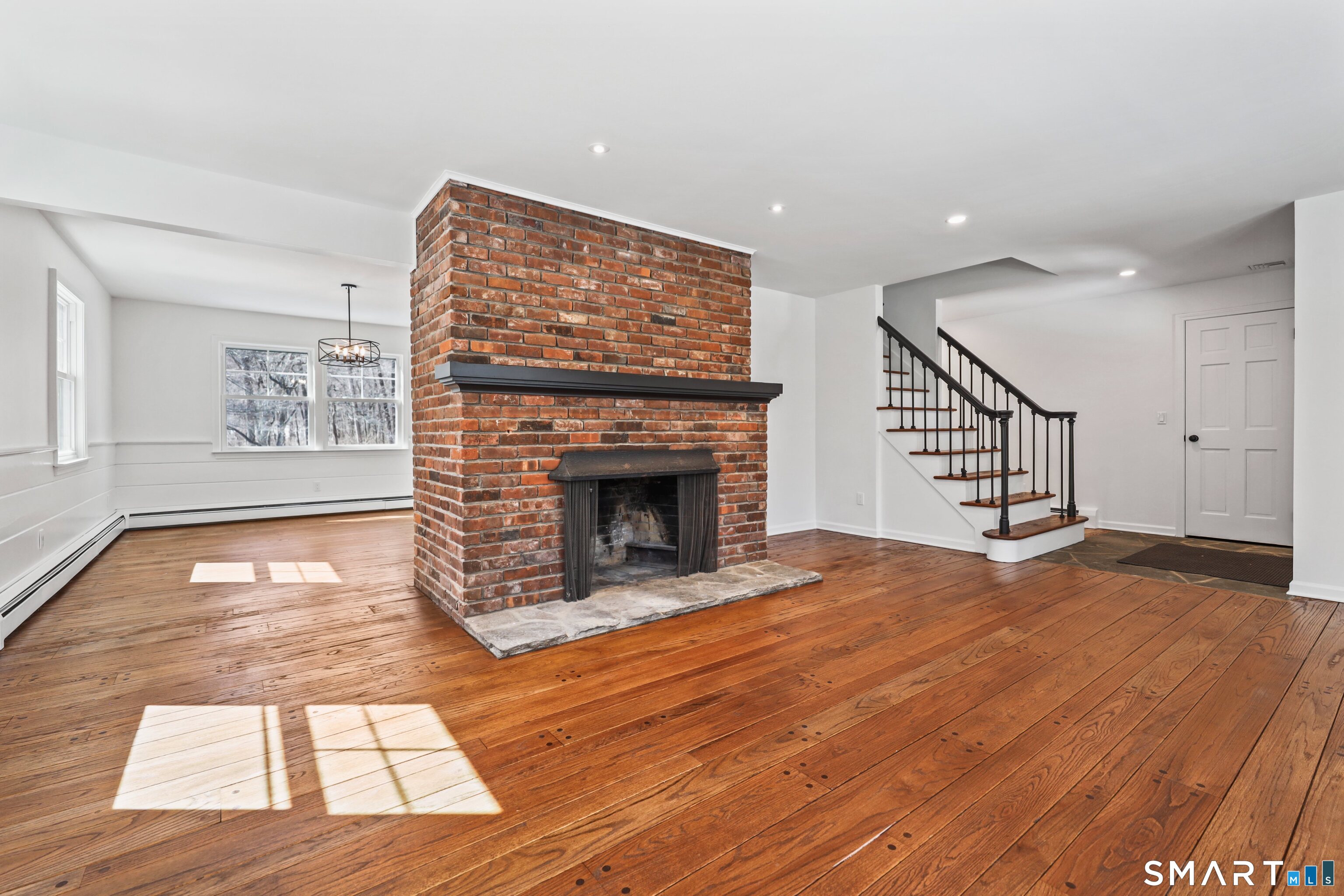 58 Bee Mountain Road Oxford, CT 06478 - Photo 7 of 40