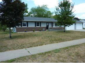 1408 Washington Street Rochester, IN 46975 - Photo 2 of 2