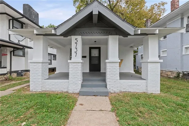 $150,000 | 5737 Virginia Avenue, Kansas City, MO 64110