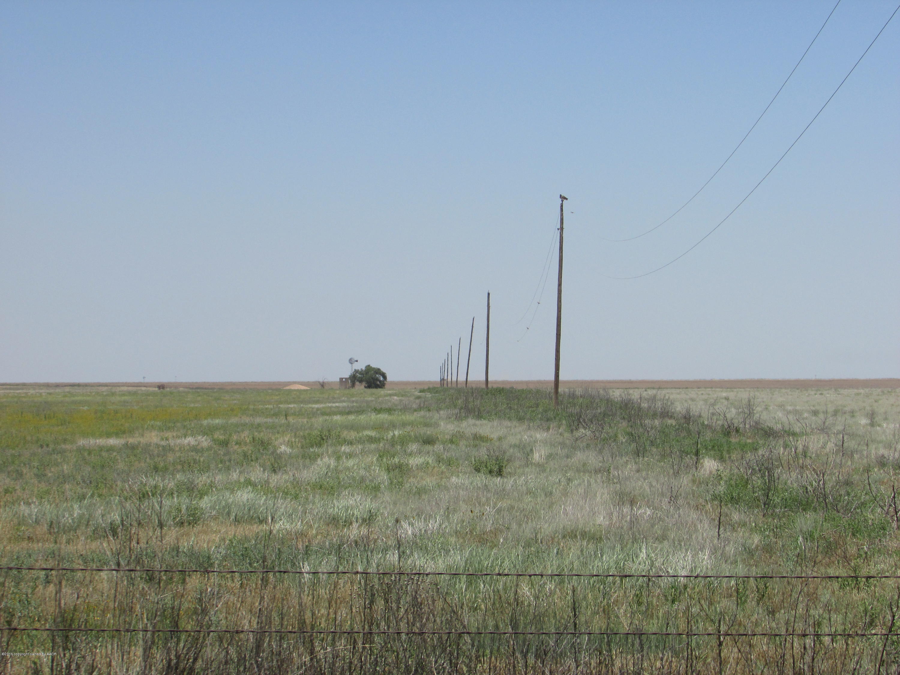 17300 East Country Club Road Claude, TX 79019 - Photo 4 of 10 Electric poles