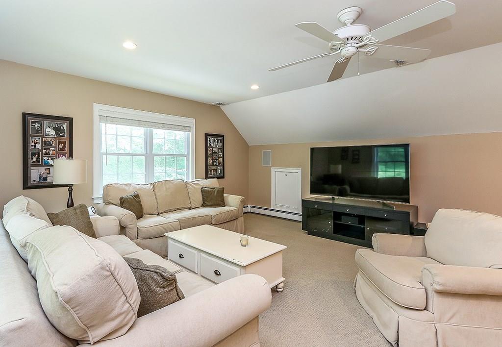 73 Old Post Road Walpole, MA 02032 - Photo 25 of 37