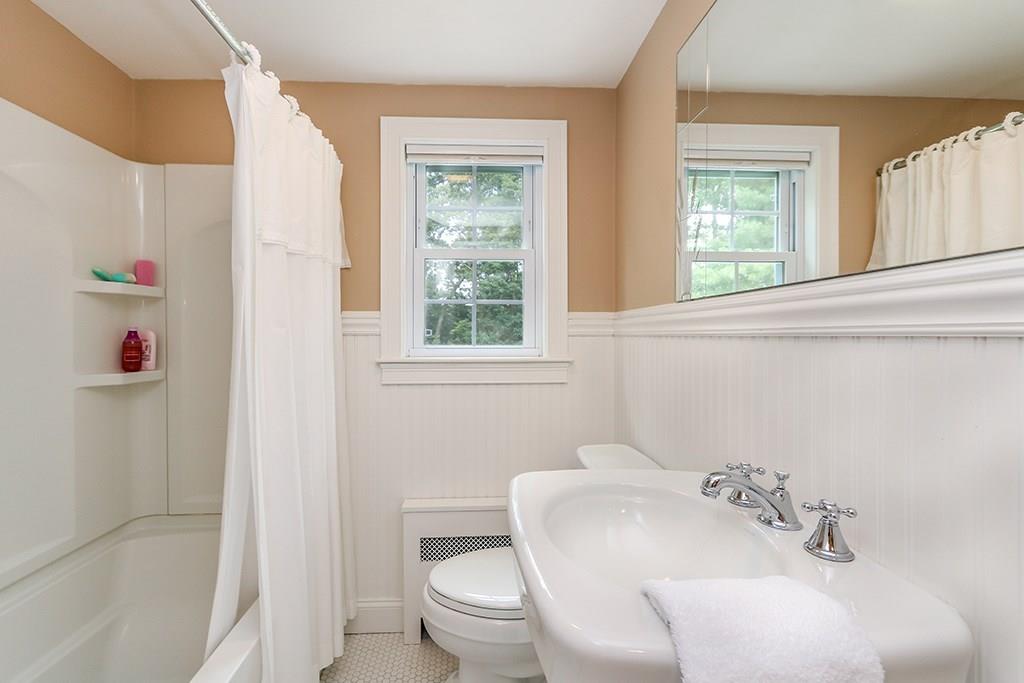 73 Old Post Road Walpole, MA 02032 - Photo 31 of 37