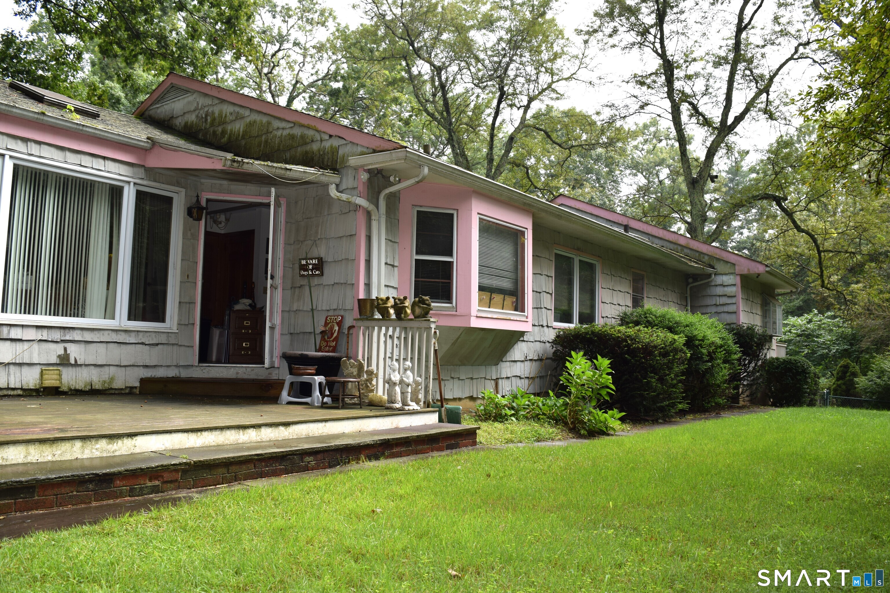 65 Interlaken Road Stamford, CT 06903 - Photo 1 of 16 Gallery Image 1