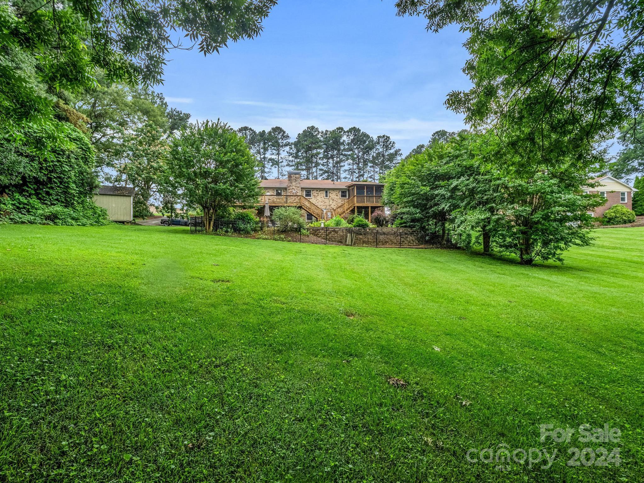 1140 Ratchford Road Dallas, NC 28034 - Photo 3 of 37 Gallery Image 3