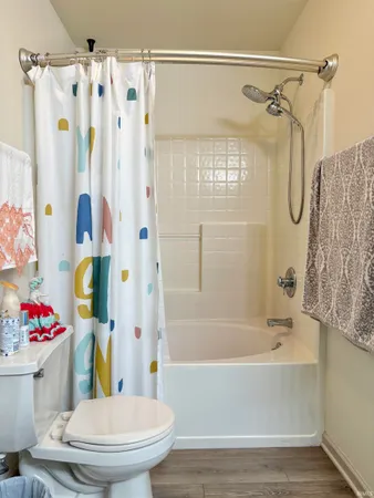 $400,000 | 8128 O'Brian Boulevard, Newburgh, IN 47630